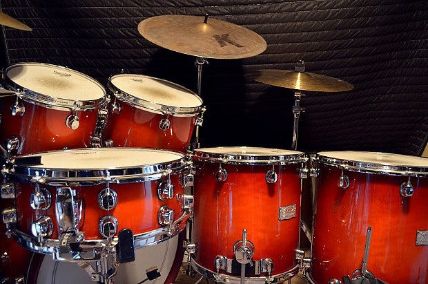 Mapex Saturn Drum Set Rental - Transparent Cherry Fade