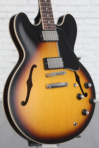 Gibson ES-335 body detail, sunburst finish